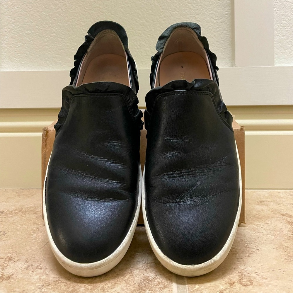 Used Kate Spade Lilly Sneakers in 6.5 Black
